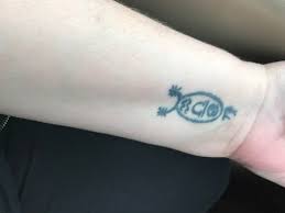 Tattoo studio located at 415 south broadway street, medina, oh. Tattoo Shop Scapegoat Tattoos Reviews And Photos 245 S Court St Medina Oh 44256