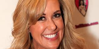 And then begin again orbitin' around and then circle back around to you comin' back around to you i'm comin' back around and. Brandi Love
