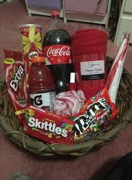 Birthday Baskets For Men Gifts Baskets For Men Red 54 Trendy Ideas Mother S Day Gift Baskets Gift Baskets For Him Valentine Gift Baskets