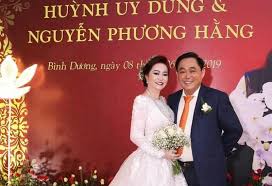 Sẽ nhờ cơ quan pháp luật giải quyết. Ä'áº¡i Gia DÅ©ng Lo Voi Va Nhá»¯ng Láº§n Treo ThÆ°á»Ÿng Khá»§ng