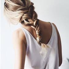 Thomclothing On Instagram The Perfect Messy Braid Hairinspo Thomclothing Hair Styles Hairstyle Weekend Hair