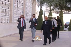 توقيف النائب أسامة العجارمة أسبوعا بسبب منشور على فيسبوك. Ù…Ø¯Ø§Ø± Ø§Ù„Ø³Ø§Ø¹Ø© Ø§Ù„Ø¥Ø®Ø¨Ø§Ø±ÙŠ Ø¹Ø§Ø¬Ù„ Ø¨Ø´Ø± Ø§Ù„Ø®ØµØ§ÙˆÙ†Ø© ÙŠØ·Ù„Ø¨ Ù…Ù† Ø§Ù„Ù†Ø§Ø¦Ø¨ Ø§Ø³Ø§Ù…Ø© Ø§Ù„Ø¹Ø¬Ø§Ø±Ù…Ø© Ø§Ø³Ù…Ø§ ÙˆØ§Ø­Ø¯Ø§ Ù„Ù…Ø³Ø¤ÙˆÙ„ ÙˆØ¹Ù„Ù†Ø§ ÙˆÙ‡Ø°Ø§ Ù…Ø§ Ø¬Ø±Ù‰ Ù…Ø¯Ø§Ø± Ø§Ù„Ø³Ø§Ø¹Ø©