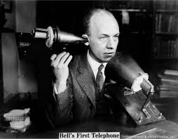 Im laufe seiner experimente wurde die wursthaut von einer membran ersetzt und eine stricknadel diente als. Erfindung Des Telefons Und Am Ende Lacht Alexander Graham Bell Geo