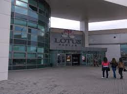 Lotus cinema asub kohas kuala lumpur. Cinema Lotus Oradea Rezervari