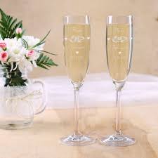 Ein schönes design für das personalisierte whiskyglas! 2 Gravierte Leonardo Sektglaser Zur Hochzeit Mit Ringen