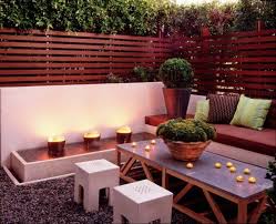 30 Ideen Fur Exklusive Lounge Sitzgruppe Fur Draussen Und Drinnen Terassenentwurf Outdoor Dekorationen Balkon Dekor