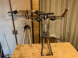 木製ロードバイク２号車 フォークにブレーキ取付穴を開ける 木の自転車 車 ガラス ロードバイク