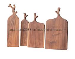 Long serving board with handle. Safety Wooden Pizza Serving Board Cheese Cutting Board With Handle China Wooden Cutting Board And Bamboo Kitchenware Price Made In China Com