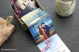 How to make a pull up accordion card pull up accordion card is very simple and easy craft. Diy Accordion Card For Mom