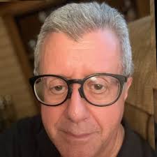 The most impressive leaders I coach aren't the loudest. They're the ones  whose presence feels regulated. When things go wrong, they don't spiral.  They breathe. They orient. They make decisions from… |