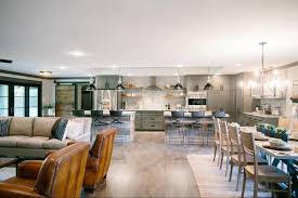 Fixer Upper Season 3 Episode 10 The Peach House Fixer Upper House Fixer Upper Home