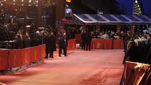 Directed by andrea asch, eric asch. Metoo Debatte Schauspielerin Fordert Schwarzen Berlinale Teppich Rbb24