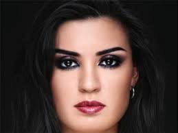 Interested in knowing⭐how to do eyebrows at home⭐? Eye Makeup For Thick Eyebrows Boldsky Com