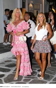 Όλα τα τελευταία νέα, φωτογραφίες, video και ειδήσεις Marina Patoylh 3eshkwse Th Mykono Me Tis Emfaniseis Ths 3eperase To Sok Toy Xwrismoy Fwtografies Iciao