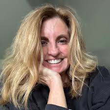 I'm at Ladies of Mystery today (thank you Paty Jager for having me) with a  post titled "Pretty as a Picture and Far from Innocent"