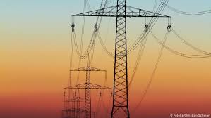 Auch der ausbau der verbindungen zu unseren europäischen nachbarn wird immer wichtiger, denn die energiewende ist zunehmend europäisch eingebettet. Germany Lays Out Plans For Longest Ever Power Line News Dw 05 02 2014