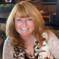 Nancy Hannah's Instagram, Twitter & Facebook