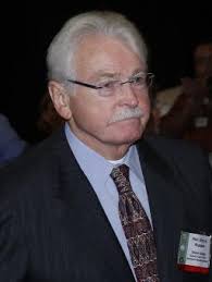 District Court honors former Chief Judge Alex Munson