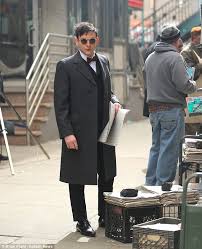 Gotham” Gives First Look at Selina Kyle, Oswald Cobblepot & the Waynes