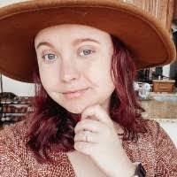 Alissa Poole's Instagram, Twitter & Facebook