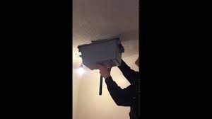 Removing Popcorn Ceiling Quick And Easy In Minutes W No Mess Popcorn Ceiling Removal Bucket Tool Youtube