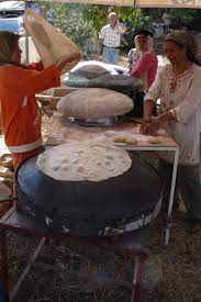 Lebanese Bread Saj Comida Libanesa Panificacao Receitas