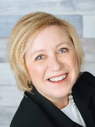 Patricia Wright, Chartered Real Estate Broker , Royal LePage Village