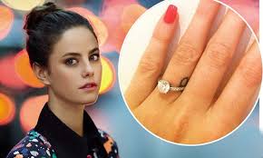 Kaya Scodelario discusses her romance with fiance Benjamin Walker