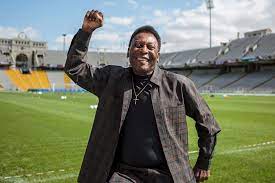 Только что нашли ещё 73 гола за команду до 14 лет». Линекер пошутил о  рекорде Пеле - Чемпионат