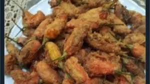 Hal ini berbeda jauh dengan bakwan jagung yang ada di warung makan favorit. Viral Cabai Goreng Tepung Jadi Camilan Siapa Yang Berani Coba