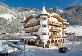 Hotel dorfer, familie aichhorn 5611 großarl, gollegg 1, österreich ihre urlaubshotline tel.: Hotel Bergzeit Bewertungen Fotos Preisvergleich Grossarl Osterreich Tripadvisor