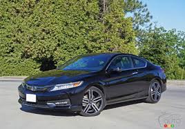 Accord coupe v6s with the manual transmission are brilliant, but here's why you shouldn't cry when i found out honda was going to give us an accord coupe v6 for a week, the first question i asked is. 2016 Honda Accord Coupe Touring V6 Is A Living Legend Car Reviews Auto123