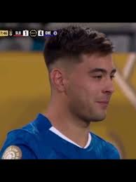 Debut Skil Aaron Oneil