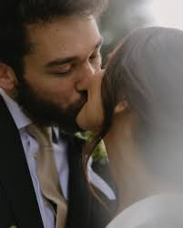 Where to Take Wedding Portraits for the Best Results