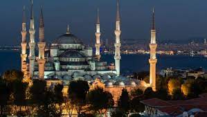 Yatsı namazının vakti yatsı ezanı ile başlar ve imsak vaktine kadar sürer bu yüzden çok uzun bir süresi vardır. Sabah Namazi Saati Diyanet Namaz Saatleri Ankara Izmir Istanbul Imsak Ve Sahur Saati Gundem Haberleri