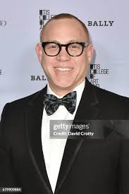 193 35th Annual Scholarship Benefit And Fashion Show Stock Photos, High-Res  Pictures, and Images