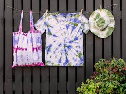 Below we share tips and tecniques for a. The Creative Kids Simple Guide To Tie Dye