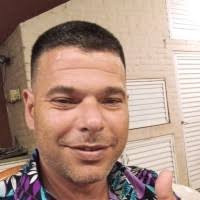 400+ perfiles de «Ruffini»