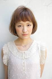 梅雨でもふんわり湿気に負けない可愛いボブヘアを紹介 Raku Lab