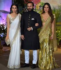 Karishma Kapoor Saif Ali Khan And Kareena Kapoor Khan Sonamkishaadi Everydayphenomenal Shaadi Indian Wedding Outfits Bollywood Fashion Sonam Kapoor Wedding