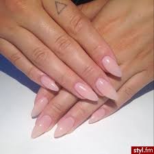 Estos finos protectores de queratina, hechos del mismo material de los los investigadores querían ver si 56 enfermeras con uñas postizas, que tienden a ser más largas que las naturales y casi siempre están cubiertas con. Pin De Vicky Marin En Nails Unas Redondas Unas De Gel Unas Swag