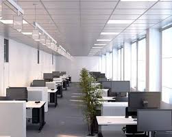 Salah satu ide tata ruang kantor alam mensiasati agar ruangan itu terasa nyaman dan besar adalah dengan meletakan meja dan peralatannya ke dekat jendela. Contoh Ruang Kantor Nyaman Dan Modern Frideas