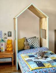 Les Inspirations Du Mois D Octobre Des Ambiances Chaleureuses Et Des Idees Astucieuses Chambre Enfant Lit Enfant Maison Tete De Lit Maison