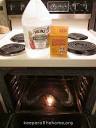 How to clean oven with vinegar and baking soda. -