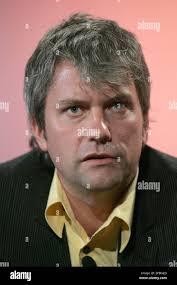 Chris DeWolfe, left, Chief Executive Officer and Co-founder, MySpace talks  during a talk at Web 2.0 conference in San Francisco, Wednesday, Oct. 17,  2007. The Web 2.0 Summit, a conference for startups