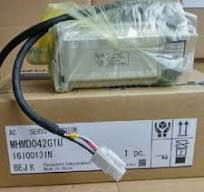 1PC New Panasonic MHMD042G1U AC Servo Motor MHMD042G1U Expedited Shipping