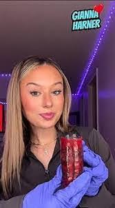 Mackenzie Burr's Instagram, Twitter & Facebook