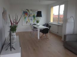 3149 eigentumswohnungen berlin von privat, provisionsfrei* & makler sowie private kaufgesuche für „wohnung kaufen berlin jetzt kaufgesuch inserieren und beim wohnungskauf ohne makler. Privat Wohnung Berlin Wilmersdorf Klassisch Esszimmer Berlin Von Parkett Direkt Manufaktur Houzz