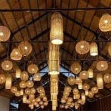 Nah, artikel cara membuat kerajinan lampu hias dari bambu ini akan mengajak anda untuk menggunakan bambu untuk memberi pijar cahaya dan menerangi … Kap Lampu Rotan Model Lonceng Lampion Rotan Kap Lampu Kayu Anyam Top Lampu Alat Penerangan Elektronik Rumah Tangga Bukalapak Com Inkuiri Com