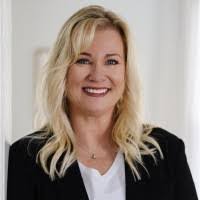 Shannon Holtrop's Instagram, Twitter & Facebook